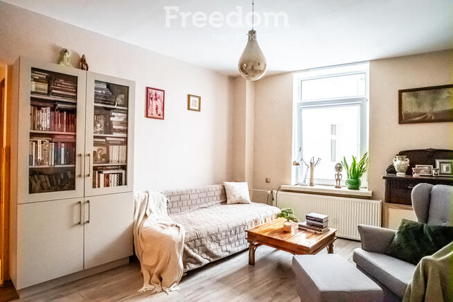 Mieszkanie w kamienicy, centrum Giżycka