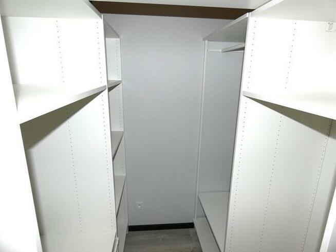 Grabowa 11, Górna, jasna kawalerka