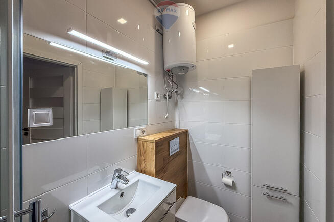 Kawalerka z balkonem po remoncie blisko Fuzji