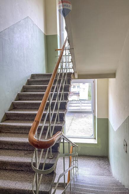 Kawalerka z balkonem po remoncie blisko Fuzji