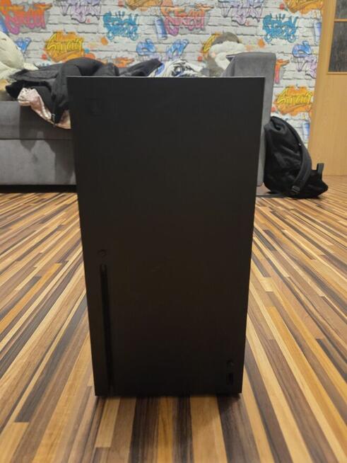 Mam xboxa serie X na sprzedaż