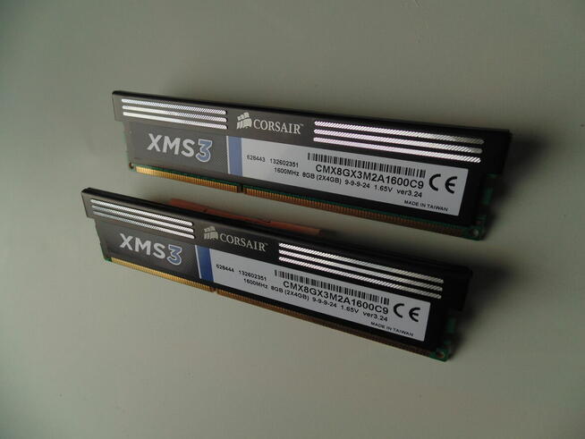 Pamięć RAM Corsair XMS3 8GB DDR3 1600MHz C9 Memory Kit