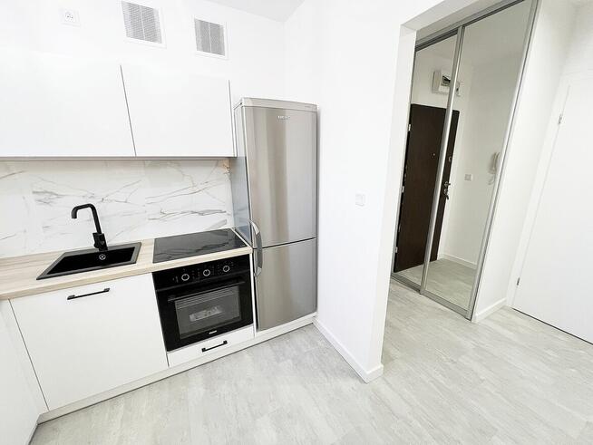 Bezpośrednio, LUX 3 pokoje, blisko METRO!