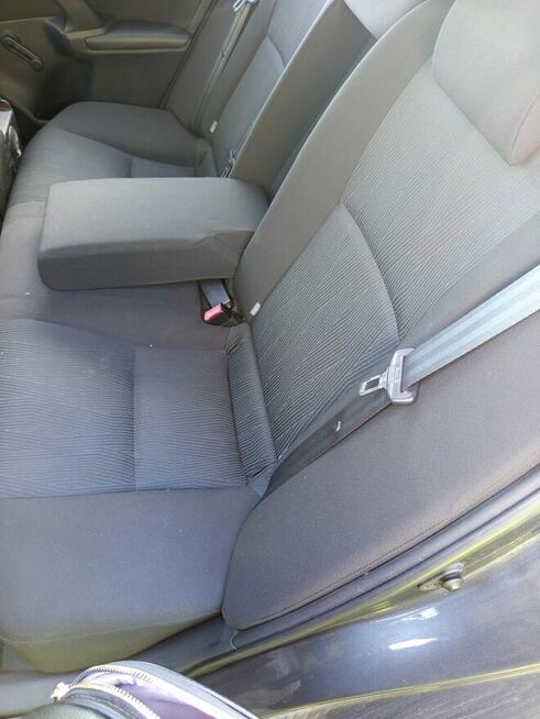 Samochód osobowy toyota Avensis