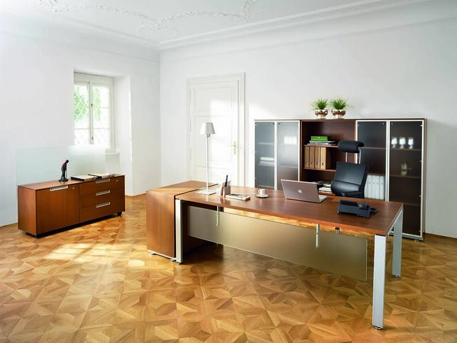 Meble biurowe, gabinetowe, na wymiar.