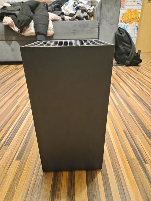 Mam xboxa serie X na sprzedaż