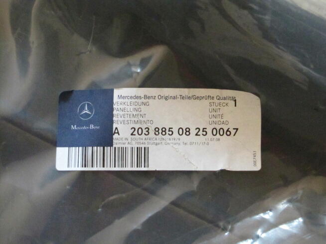 Mercedes Benz C-220 Sedan, W203. Zderzak tylny nowy