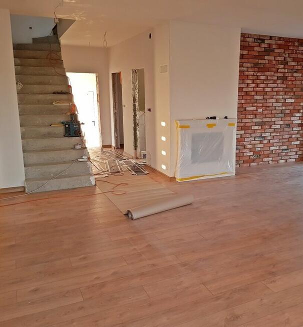 Malarz, parkieciarz, złota rączka - wolny termin