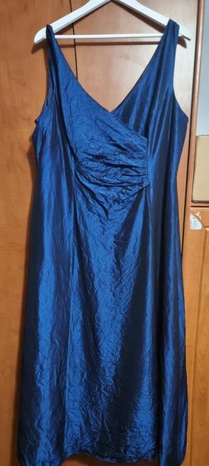 Sprzedam sukienkę granatową rozmiar 46-48