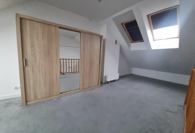 Komfortowa narożna szeregówka umeblowana, 2 mp, ogródek