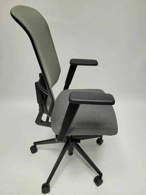 Fotel biurowy, krzesło obrotowe Vitra AM CHAIR