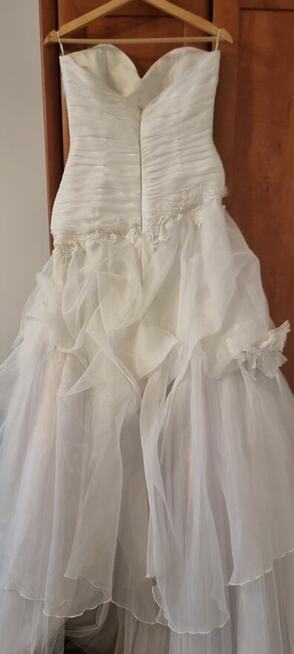 Sprzedam suknie Ślubną rozmiar 38-40