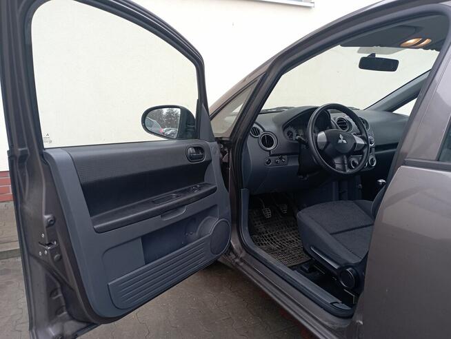 Mitsubishi Colt 1.1 2012 r.