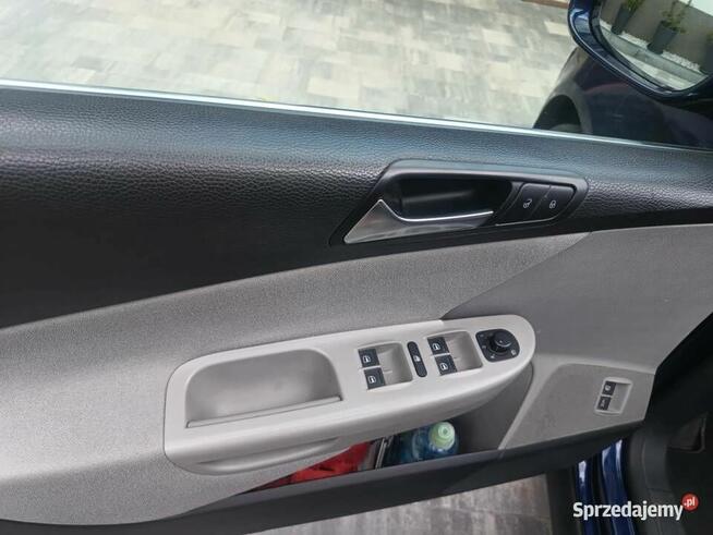 Volkswagen Passat B6 Kombi, benzyna gaz