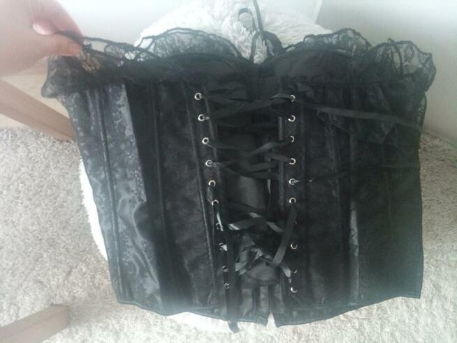 Gorset z koronką plus size