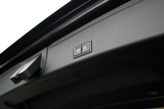 Audi A4 Allroad 40TDI Quattro Stronic B&O VirtualPlus Matrix Nav Kamera TempomatACC