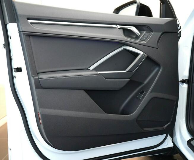 Audi Q3 40TFSI Quattro 190KM Sline Virtual Kamera TempomatACC Led Nav Black