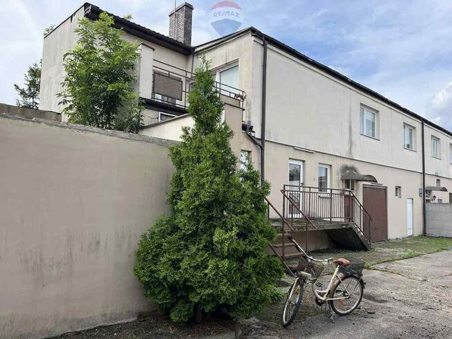 Kompleks handlowo-mieszkalny z częścią produkcyjną