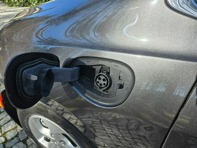 F.VAT Pacifica Hybrid z 2018 roku Hybrid 3.6 f.vat SUPER STAN