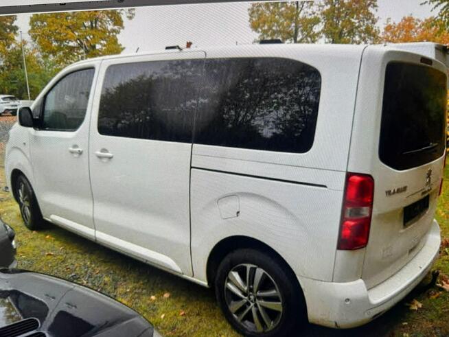 Peugeot Traveller 2.0-150KM 8-osobowy Bogate wyposażenie Model 2021