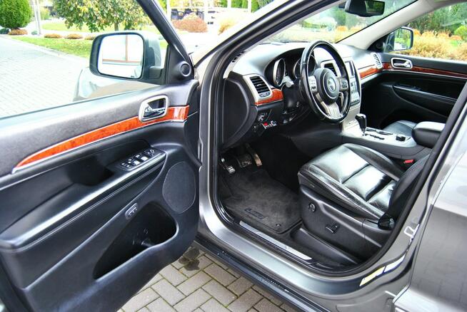 Jeep Grand Cherokee Zarejestrowany PL * 2 komplety Alu felg * Skóra grzana* NAVI* Kamera