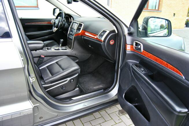 Jeep Grand Cherokee Zarejestrowany PL * 2 komplety Alu felg * Skóra grzana* NAVI* Kamera