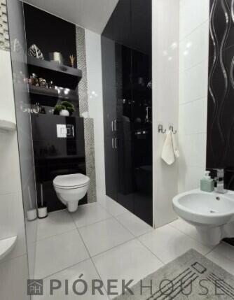 4-pokojowe mieszkanie w Markach