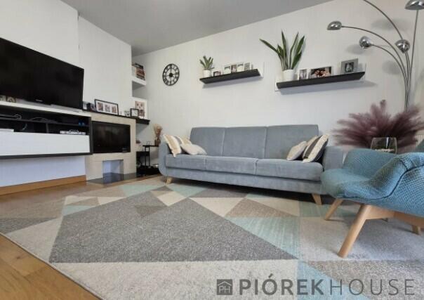 4-pokojowe mieszkanie w Markach