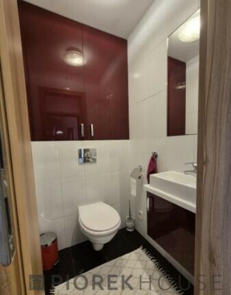 4-pokojowe mieszkanie w Markach