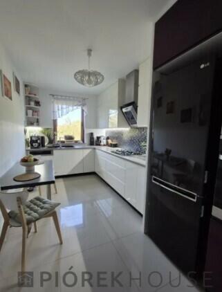 4-pokojowe mieszkanie w Markach