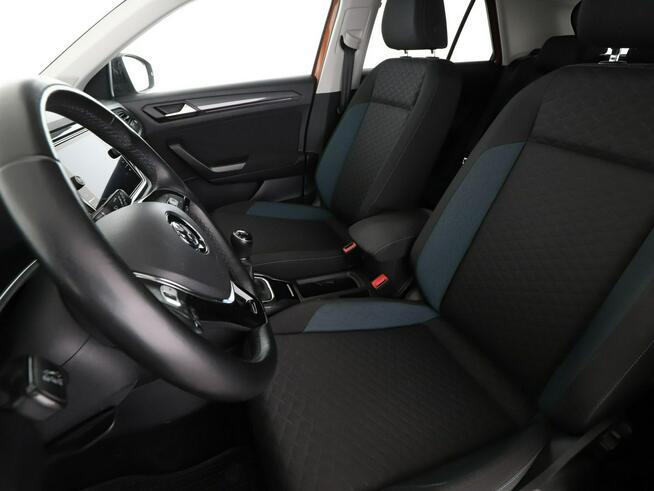 Volkswagen T-Roc navi klima auto grzane fotele virtual cocpit czujniki parkowania