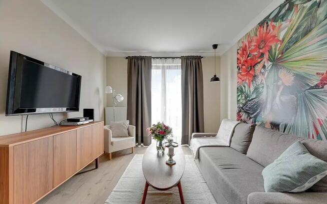 Atrakcyjne 2 pokoje z halą i komórką blisko Starego Miasta