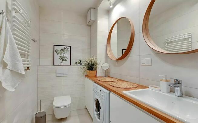 Atrakcyjne 2 pokoje z halą i komórką blisko Starego Miasta