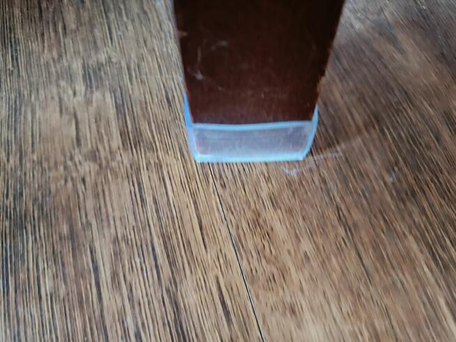 Stół rozkładany drewniany 8 krzeseł + 1 krzesło gratis