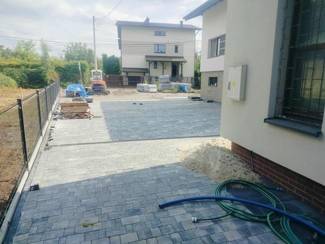 Usługi minikoparką, układanie kostki, drenaże