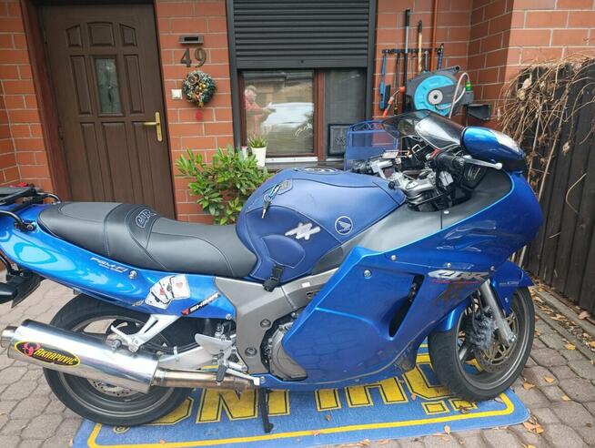 Honda CBR 1100 XX Super Blackbird r. 2000, wtrysk.