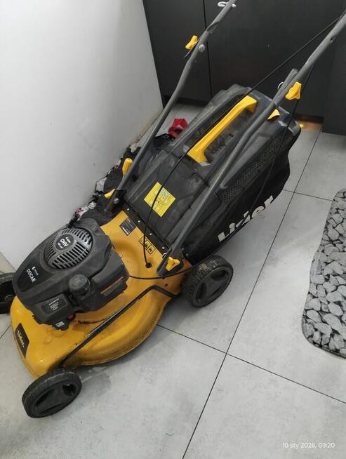 Sprzedam kosiarkę spalinowa