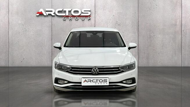 Volkswagen Passat 2.0 TSI Elegance DSG sedan