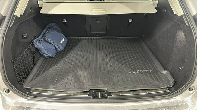 Volvo XC 60 B5 D AWD Plus Bright hak