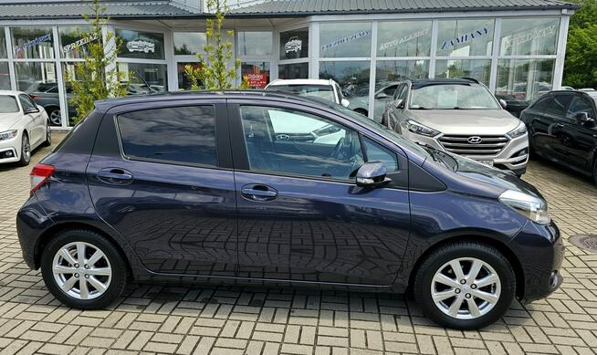 Kamera cofania, alufelgi, serwisoawany Toyota,