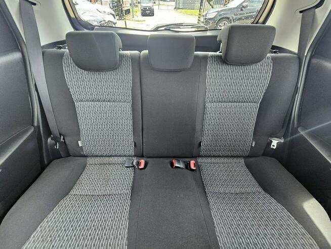 Kamera cofania, alufelgi, serwisoawany Toyota,