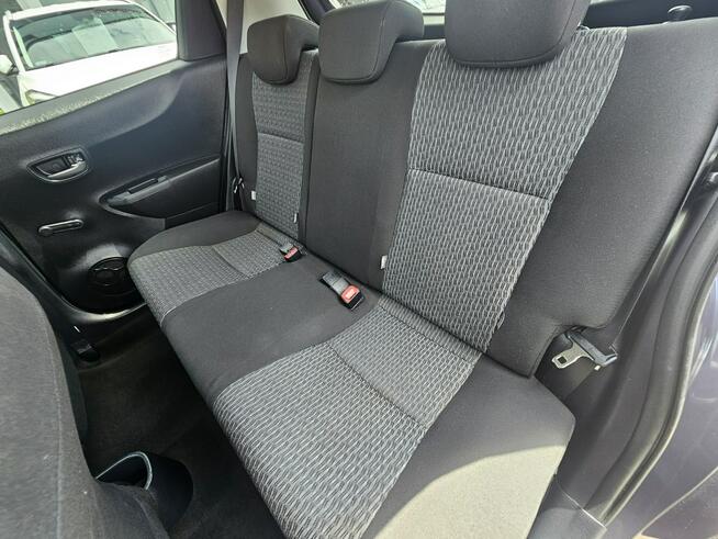 Kamera cofania, alufelgi, serwisoawany Toyota,