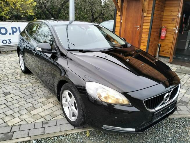 Volvo V40 2.0 D2 Navi LIFT Serwisowany