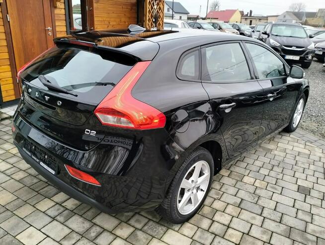 Volvo V40 2.0 D2 Navi LIFT Serwisowany