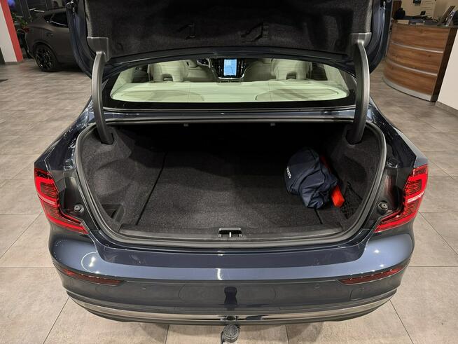 Volvo S60 VAT 23% HAK, Plus Bright 2.0 B4 197KM automat 2022/2023 r., salon PL