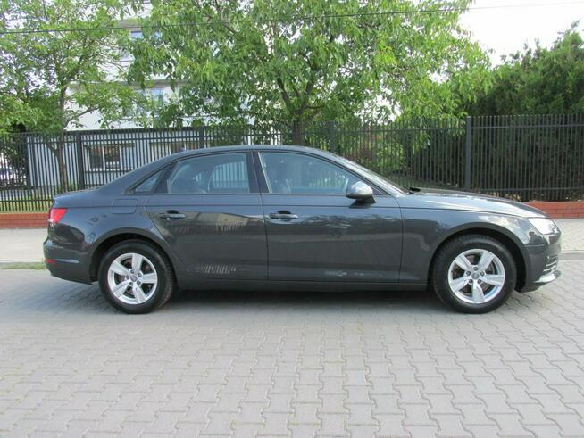 Audi A4 z Gwarancją 12 Miesięcy Model 2019r