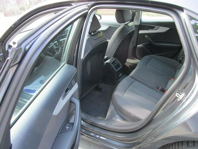 Audi A4 z Gwarancją 12 Miesięcy Model 2019r