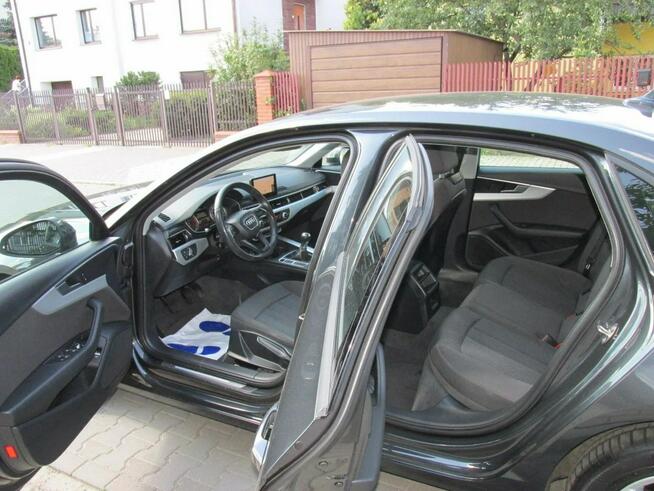 Audi A4 z Gwarancją 12 Miesięcy Model 2019r