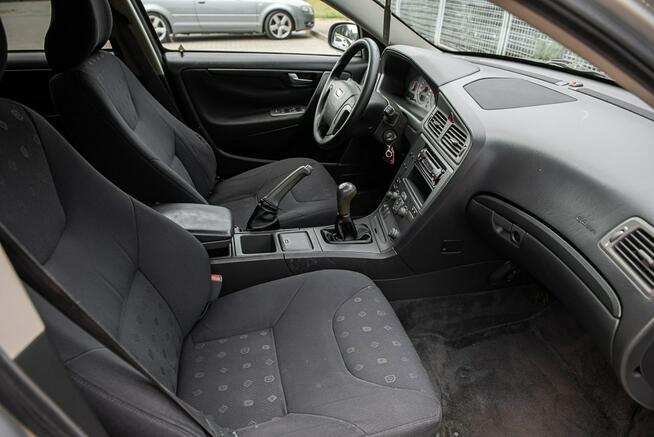 Volvo V70 2.4i 140KM ! Super Stan ! Opłacony !