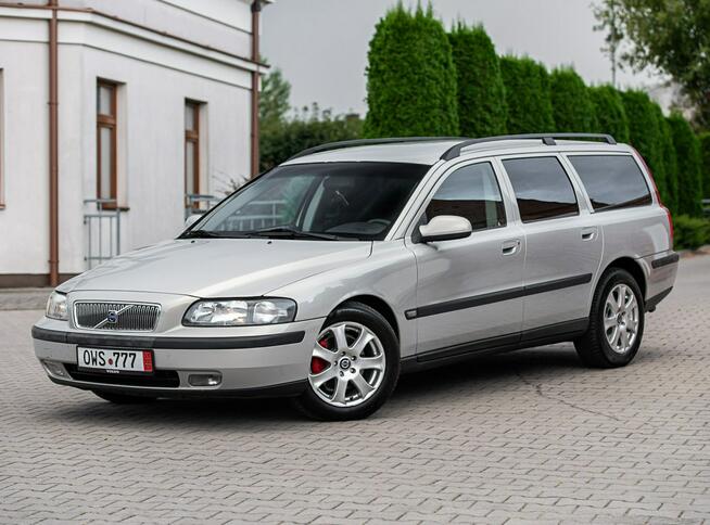 Volvo V70 2.4i 140KM ! Super Stan ! Opłacony !